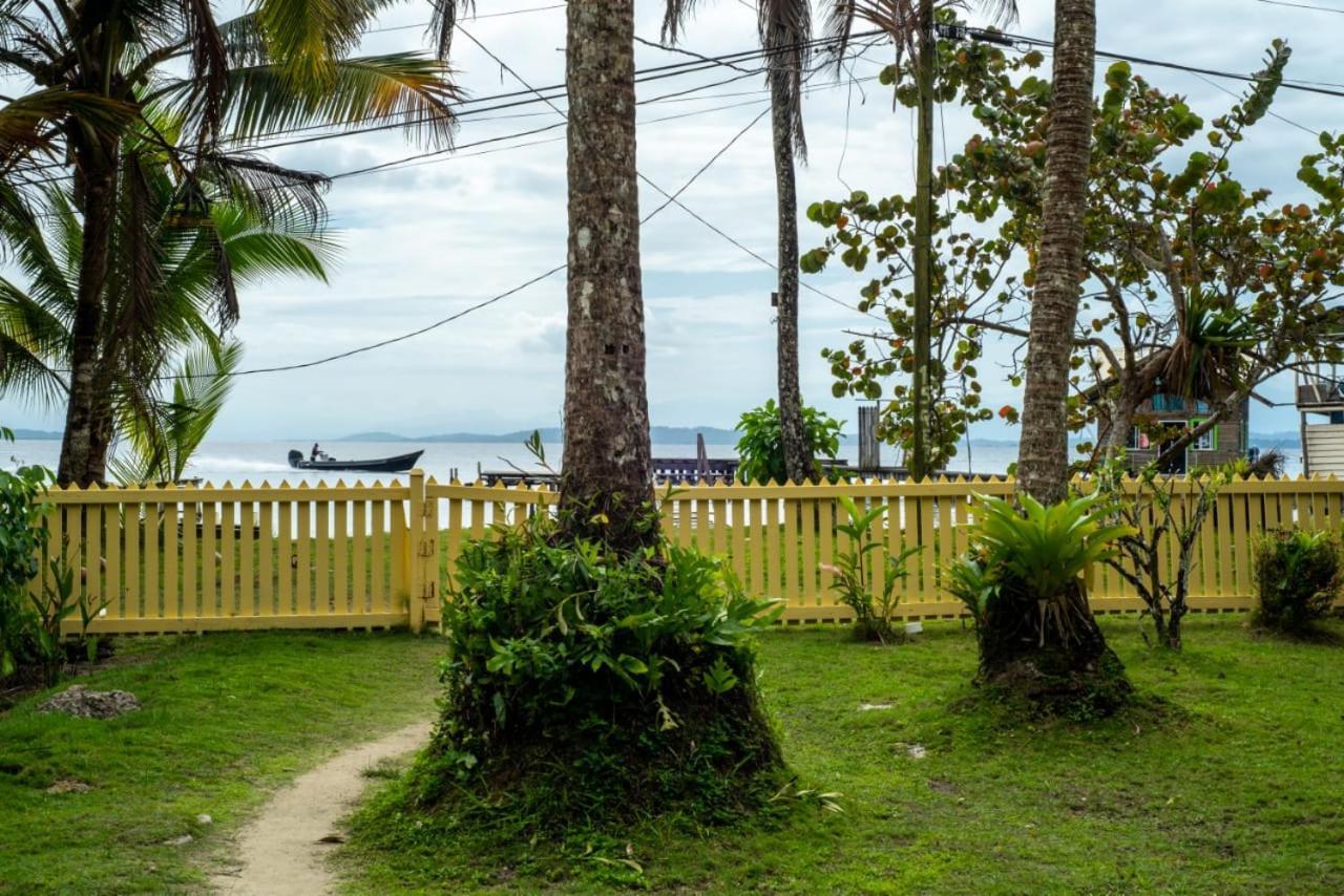 Hotel Tierra Verde Bed And Breakfast Bocas Town Bagian luar foto