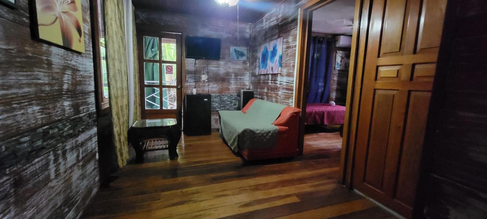 Hotel Tierra Verde Bed And Breakfast Bocas Town Bagian luar foto
